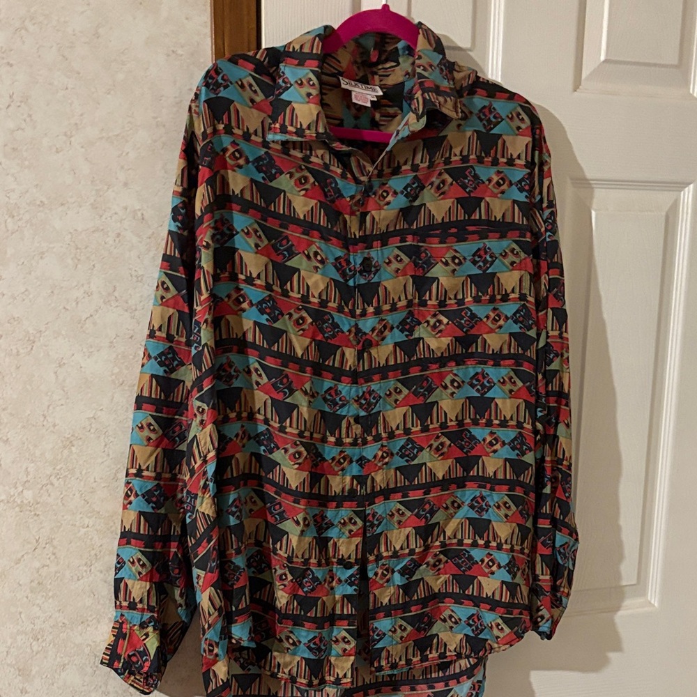 Multicolor Geometric Print Blouse size Medium. So silky!